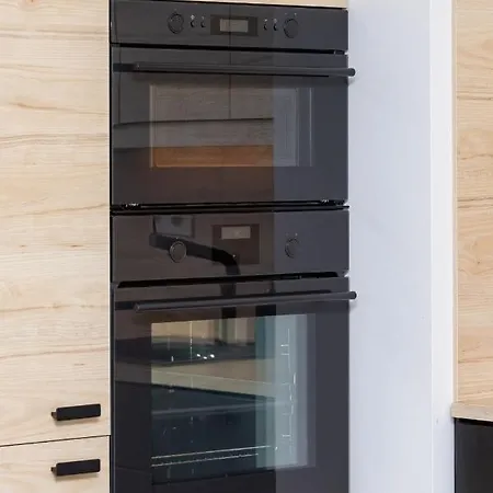 公寓 Spacious With Balcony Zablocie By Renters 克拉科夫