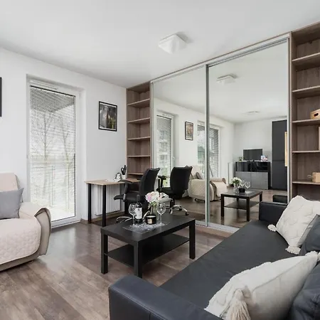 Spacious With Balcony Zabłocie By Renters