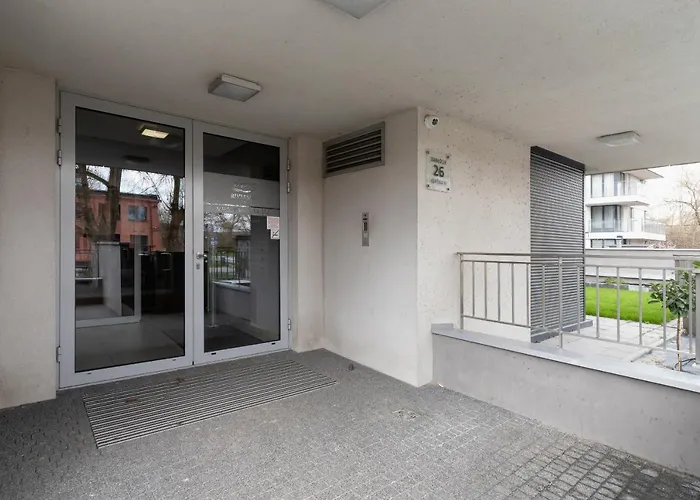 Spacious With Balcony Zablocie By Renters Krakkó