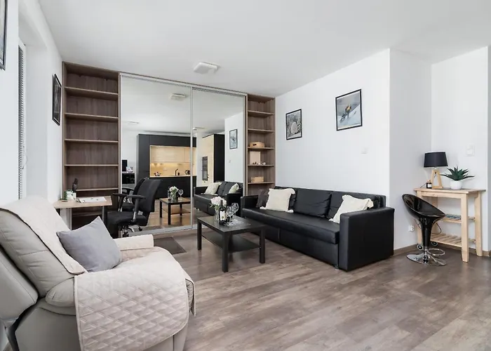 Spacious With Balcony Zablocie By Renters