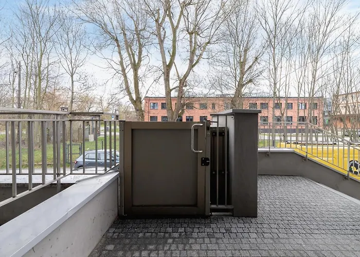 Spacious With Balcony Zablocie By Renters * Krakkó